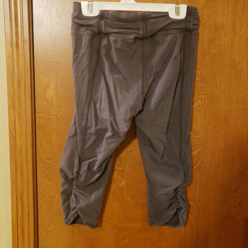 Active wear - Picture 2 of 2